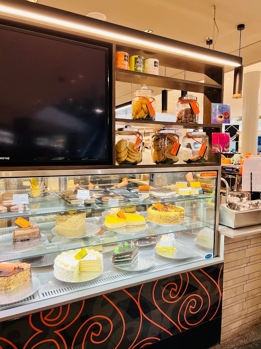 Vibe, Twisted Sista Cafe & Gelateria - Knox