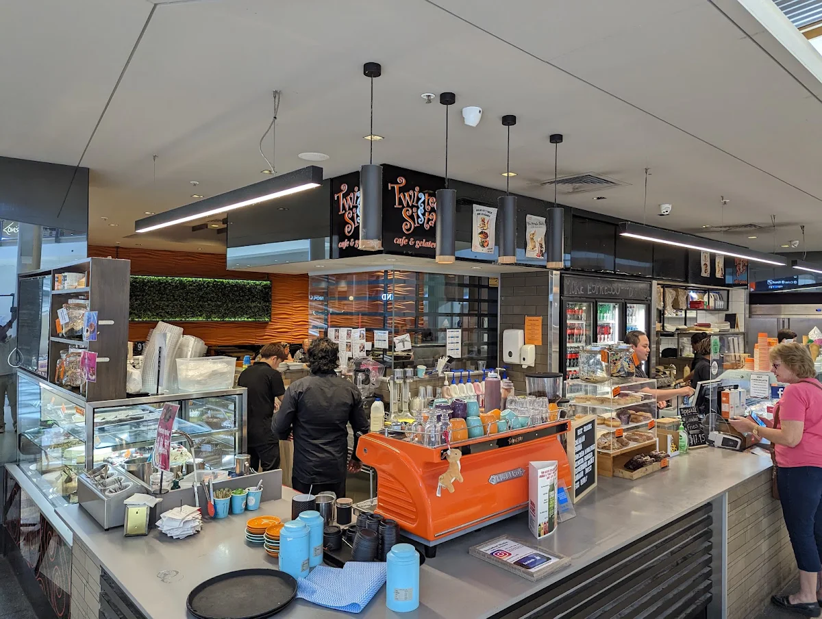 Vibe, Twisted Sista Cafe & Gelateria - Knox