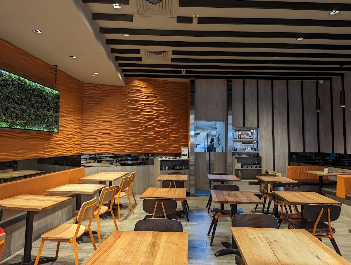 Vibe, Twisted Sista Cafe & Gelateria - Knox