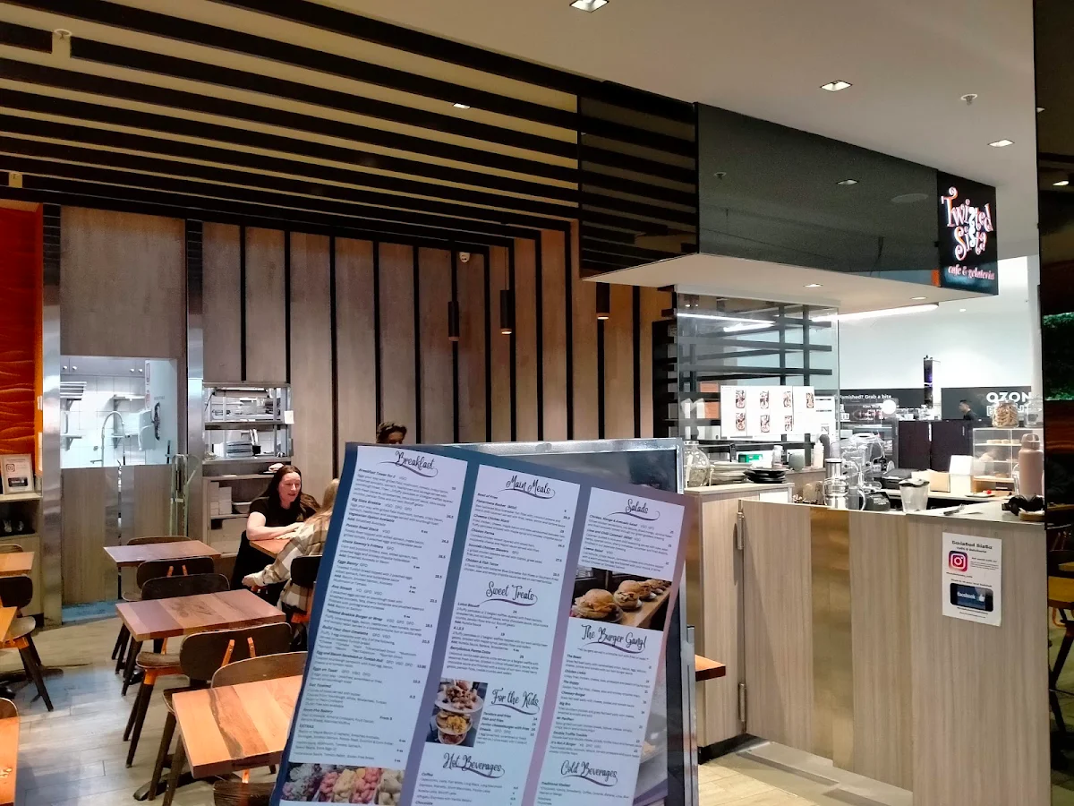 Vibe, Twisted Sista Cafe & Gelateria - Knox