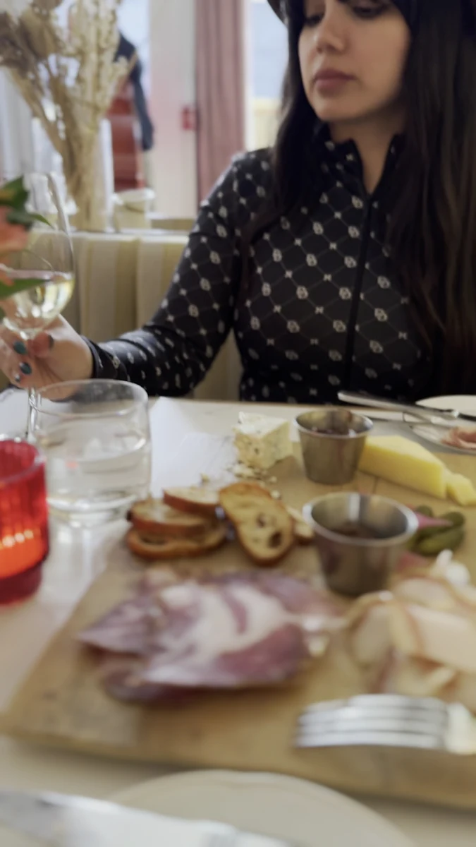 Food & drink photo 2