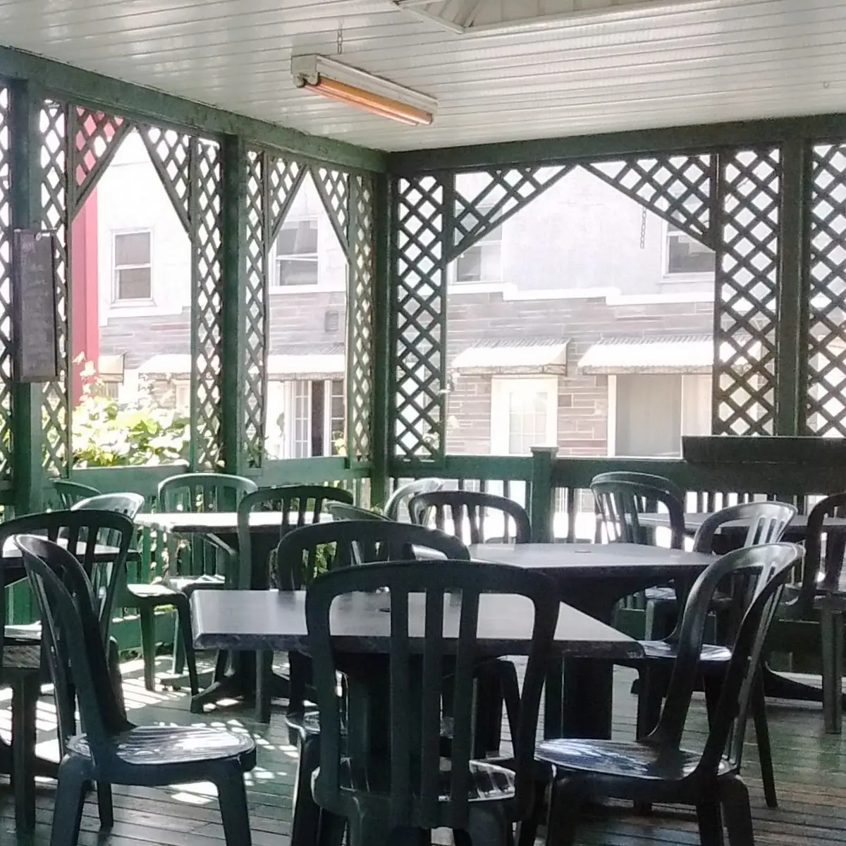 Vibe, Kirks burgers
