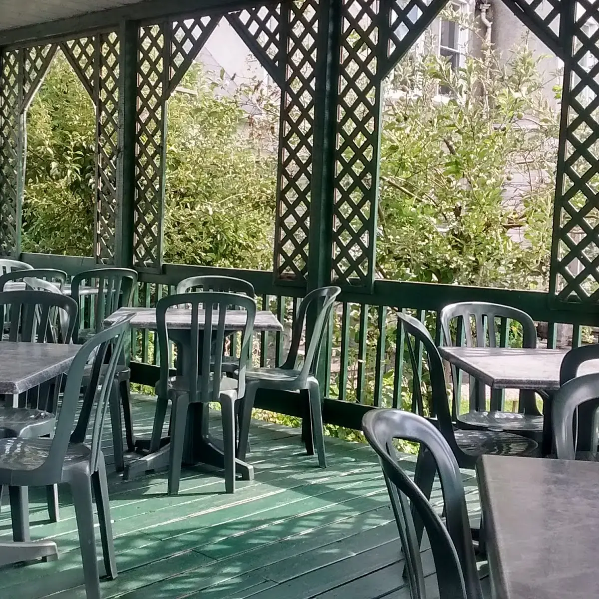 Vibe, Kirks burgers