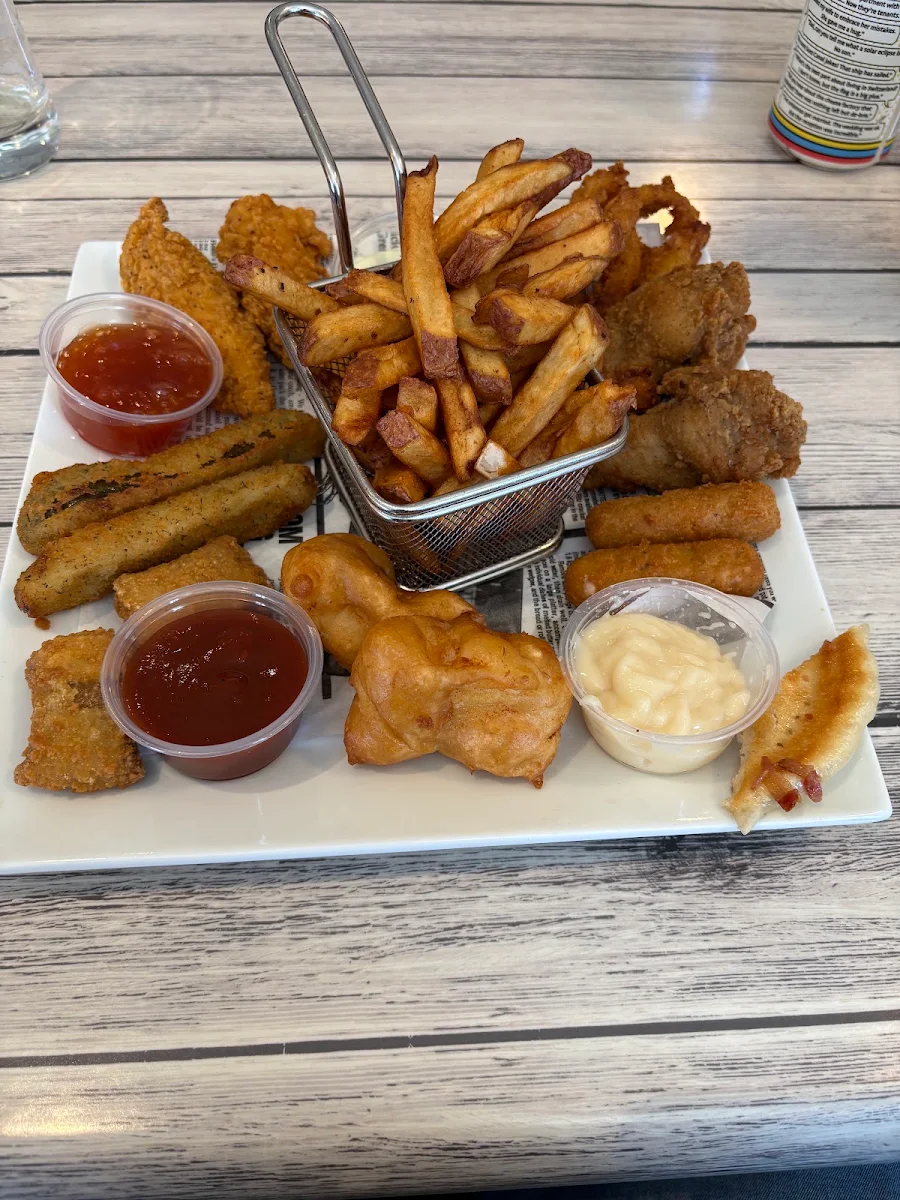 Food & drink, Ragged Rocks Gastropub