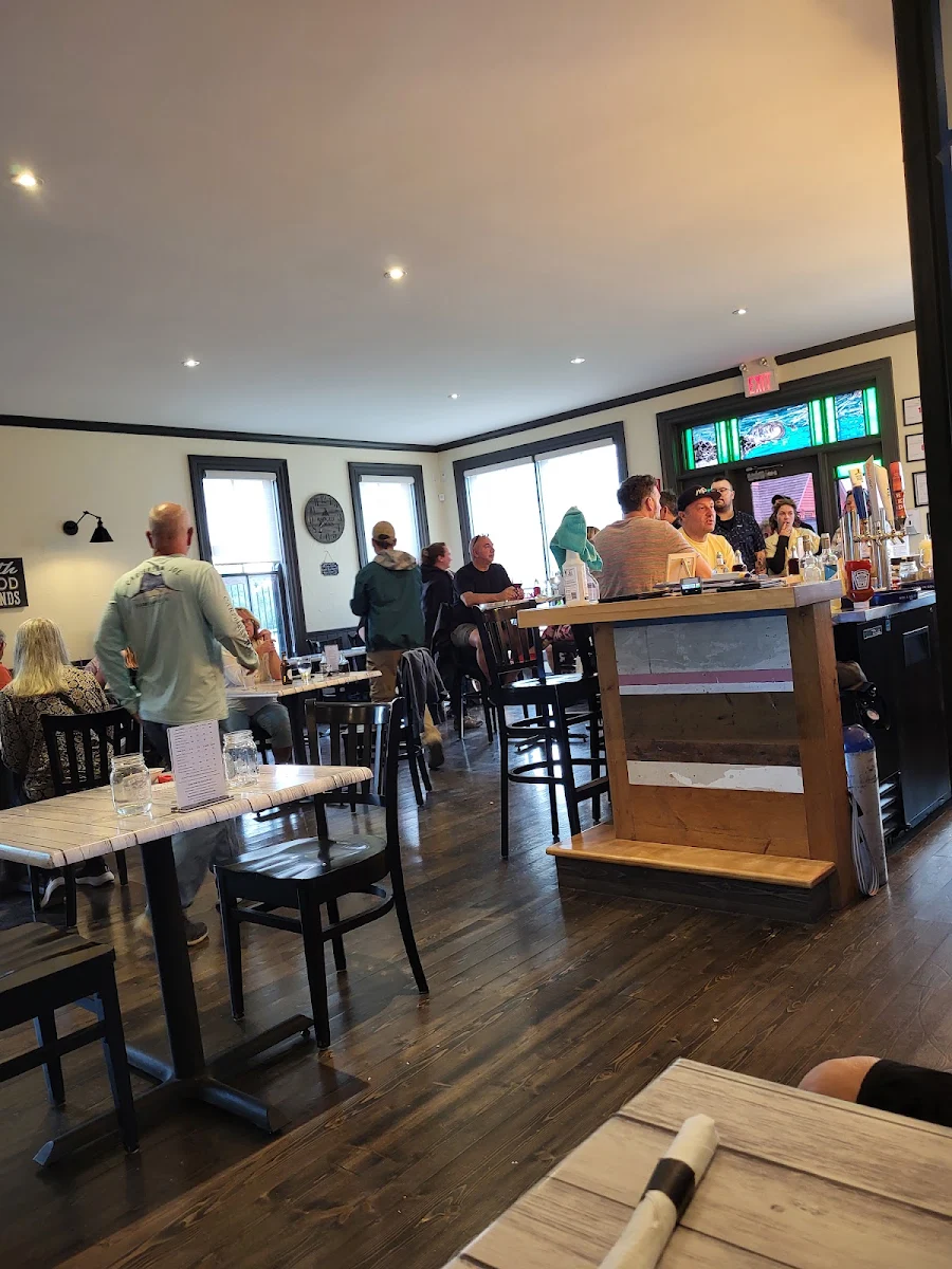 Vibe, Ragged Rocks Gastropub