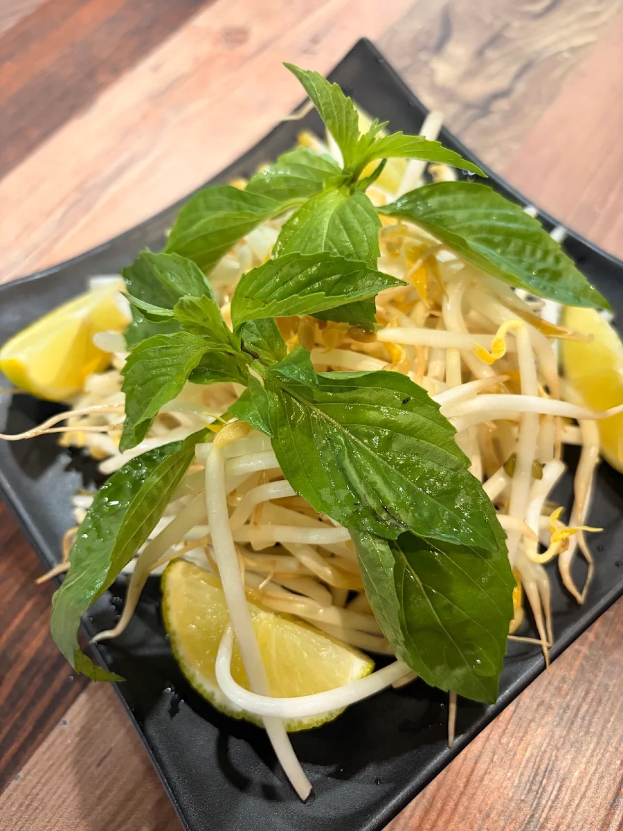 Food & drink, Restaurant I AM PHO (Saint-Laurent)