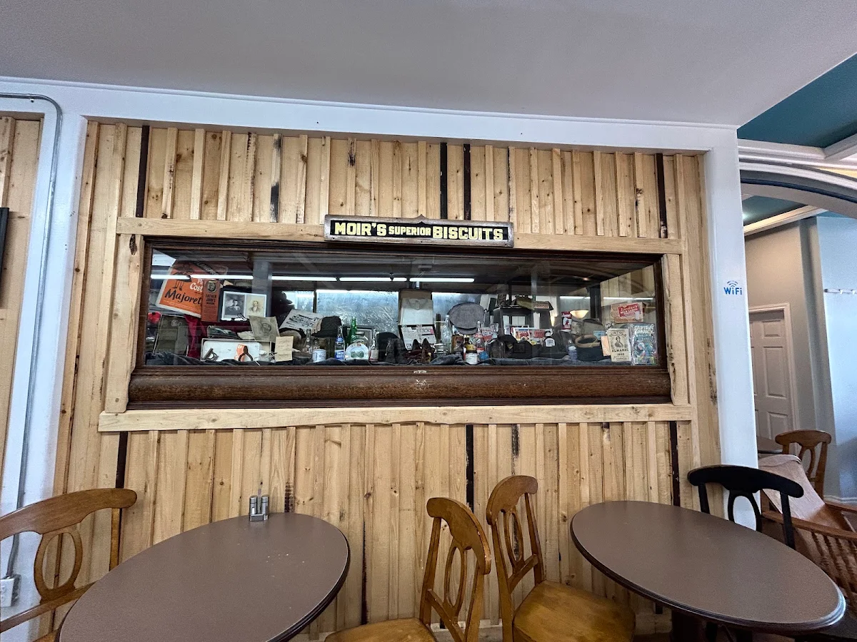 Vibe, Mud Slide Cafe