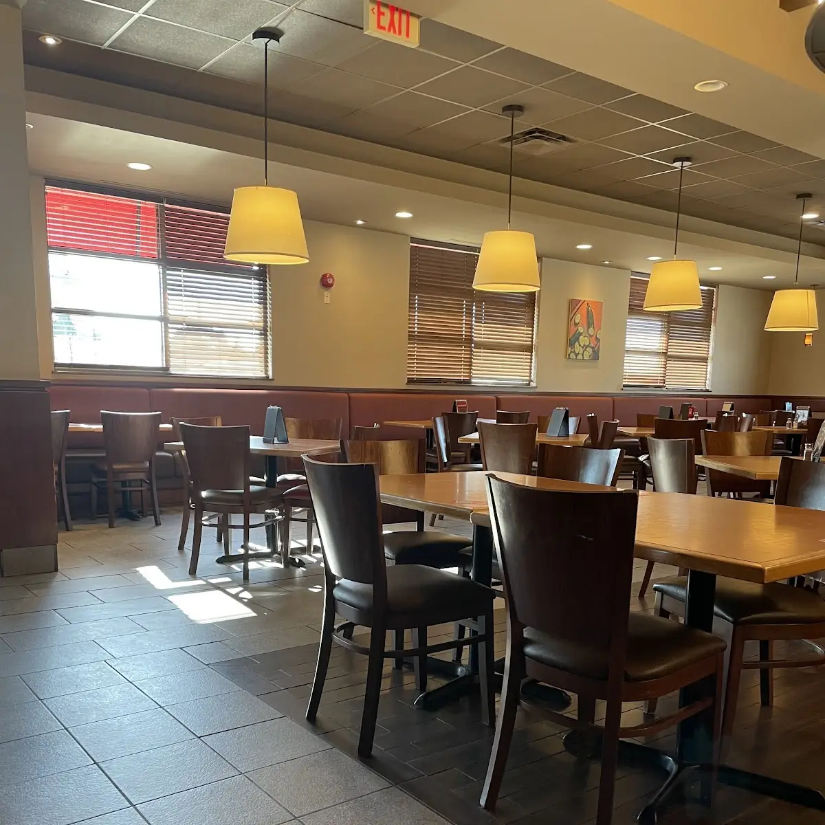 Vibe, Swiss Chalet