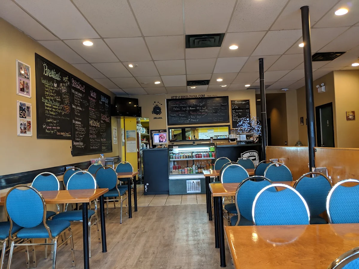 Vibe, Brown Bag Bistro & Catering