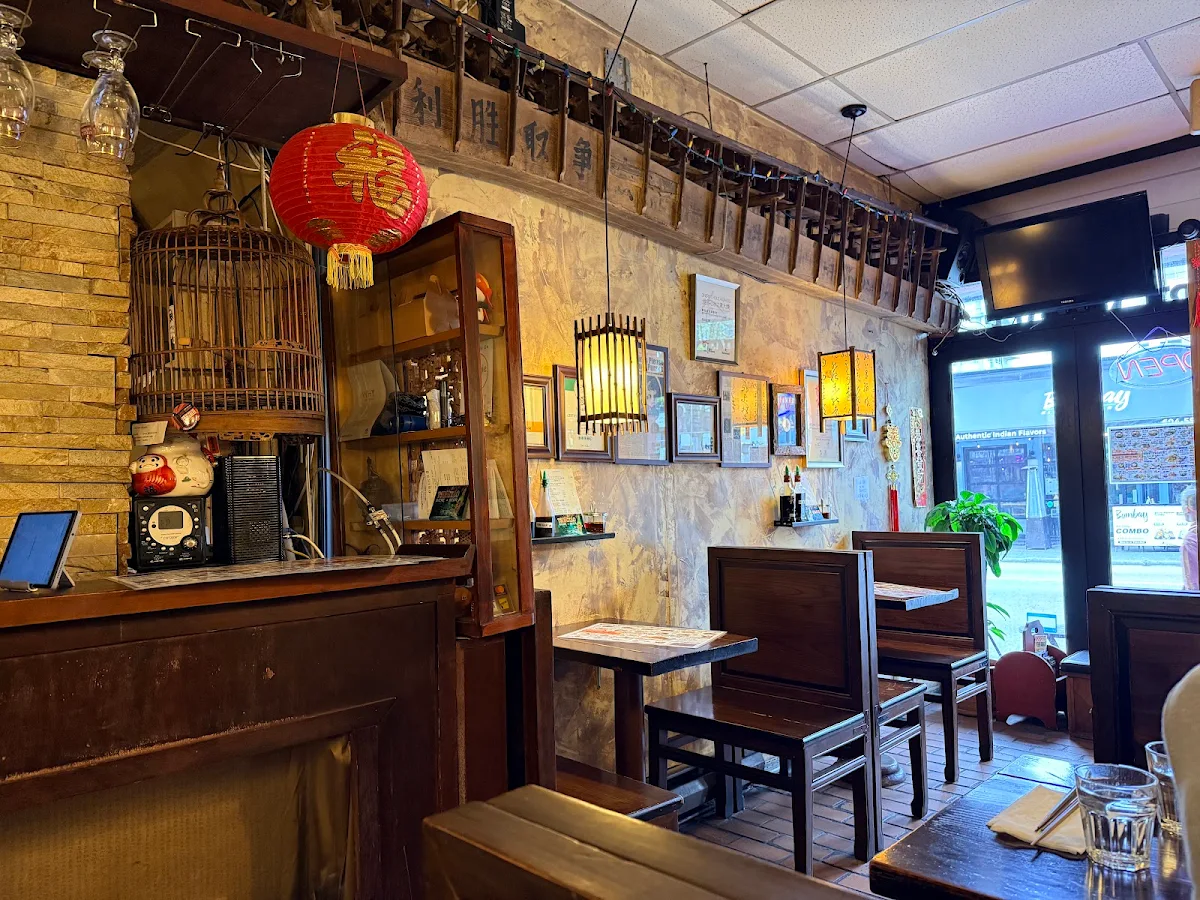 Vibe, Legendary Noodle House