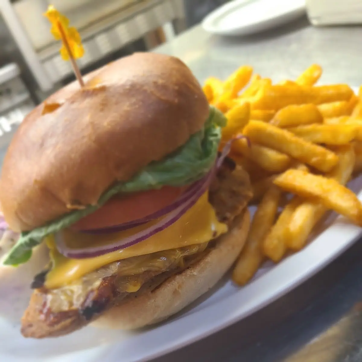 Food & drink, Average Joes Sports Bar