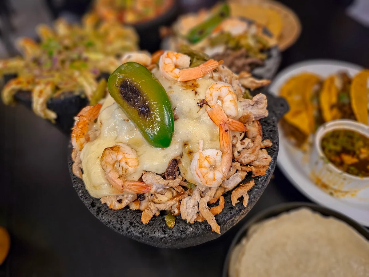 Food & drink, El Molcajete