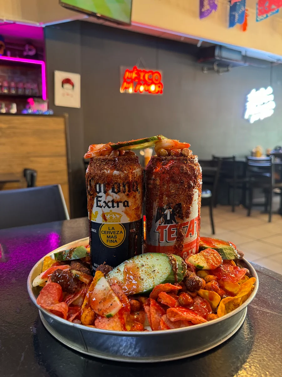 Food & drink, El Molcajete
