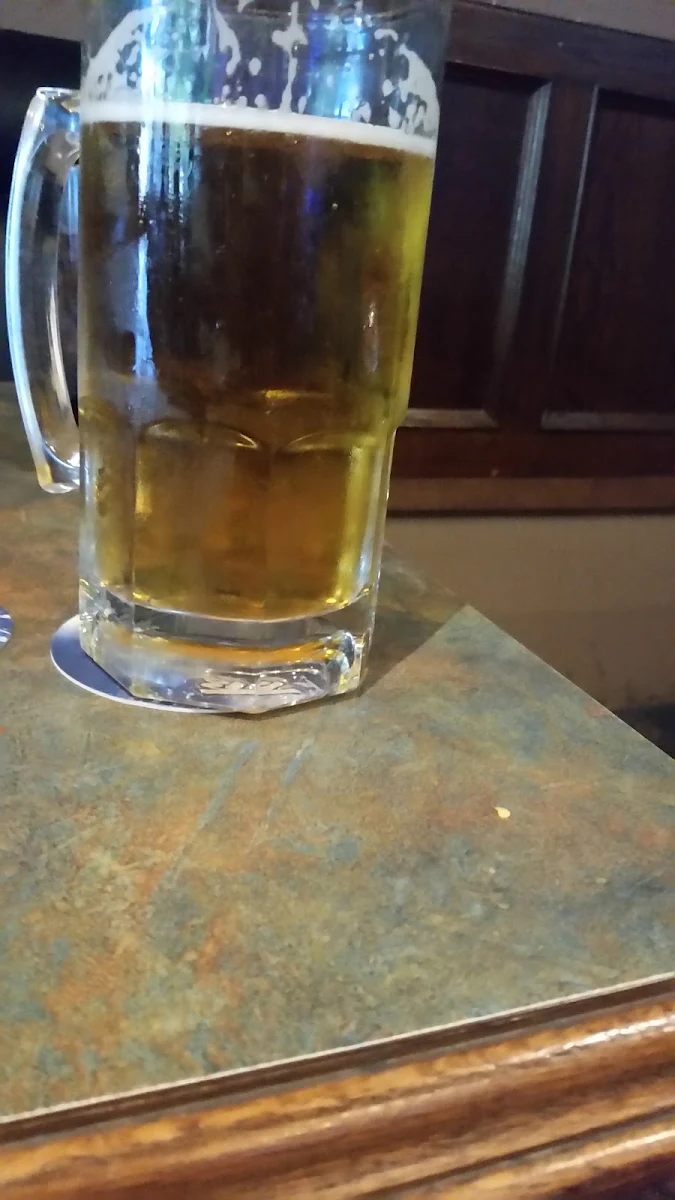 Food & drink, PIGGY'S PUB & GRILL
