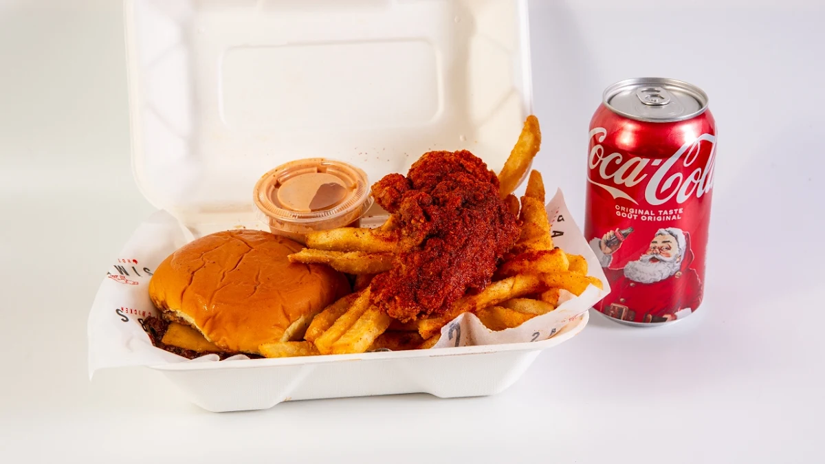 Food & drink, Simba's Hot Chicken (Markham Rd)