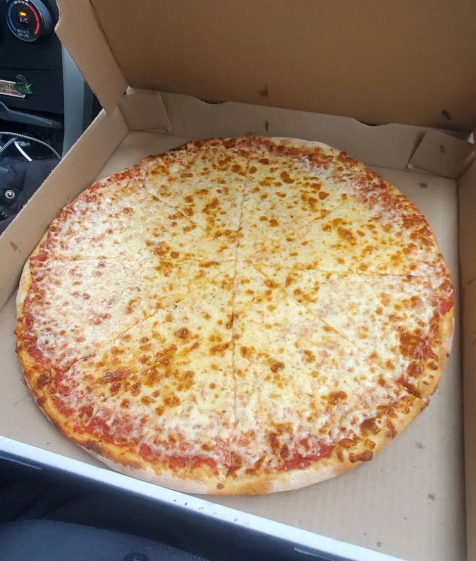 Food & drink, Luca Pizza