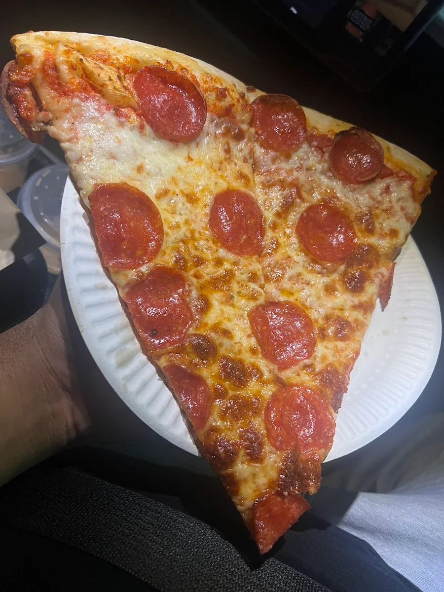 Food & drink, Luca Pizza