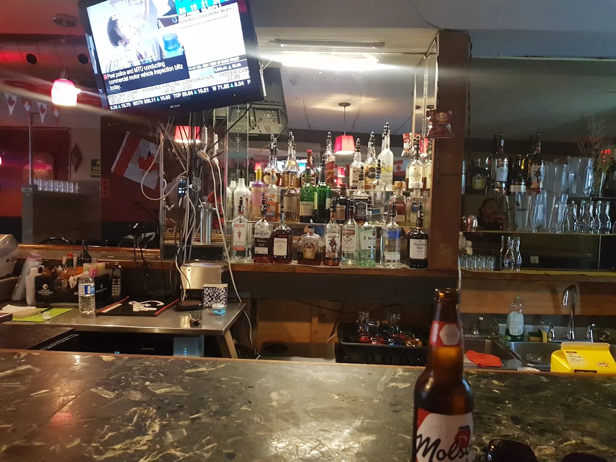 Vibe, Mimico Pub & Grill