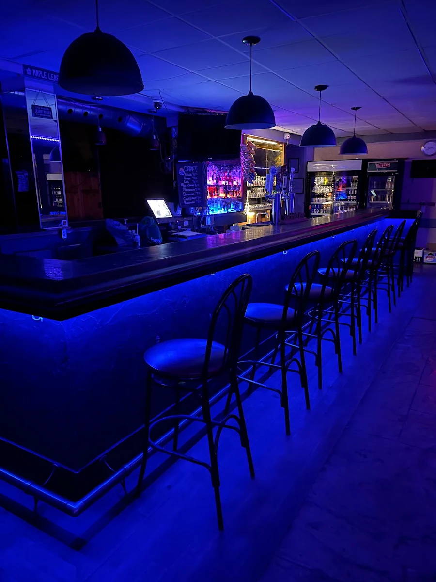 Vibe, Mimico Pub & Grill