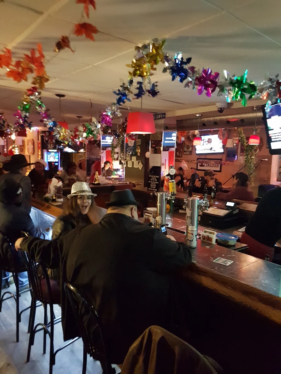 Vibe, Mimico Pub & Grill