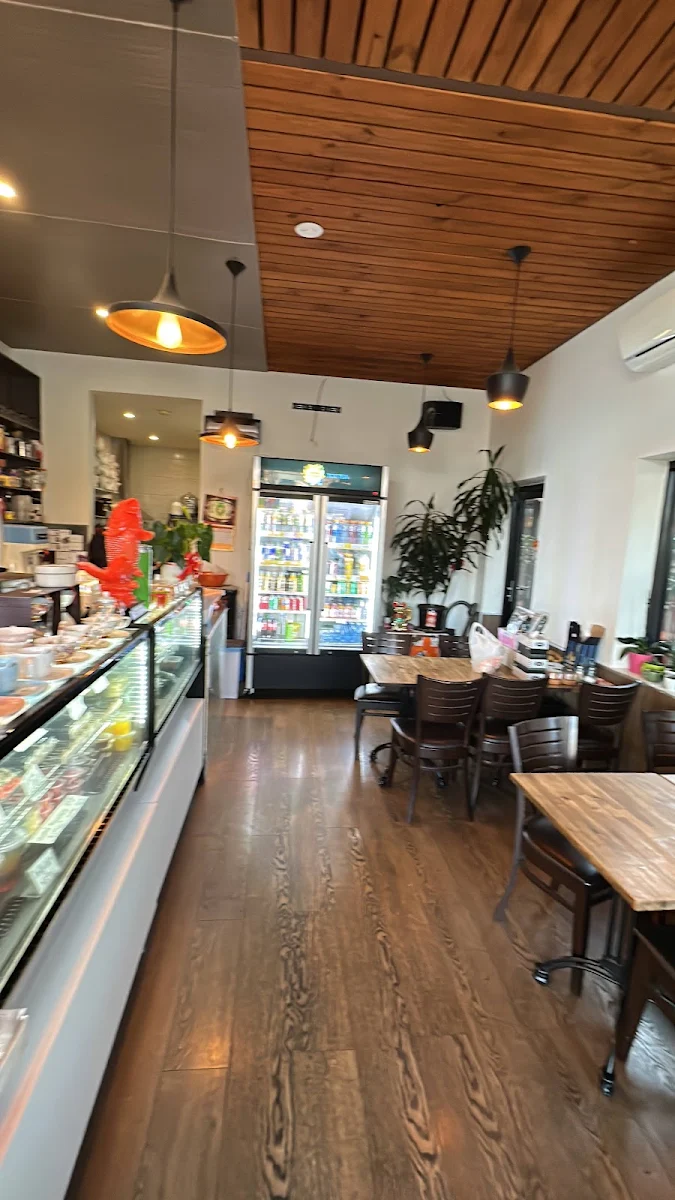 Vibe, Hand Wok Cafe