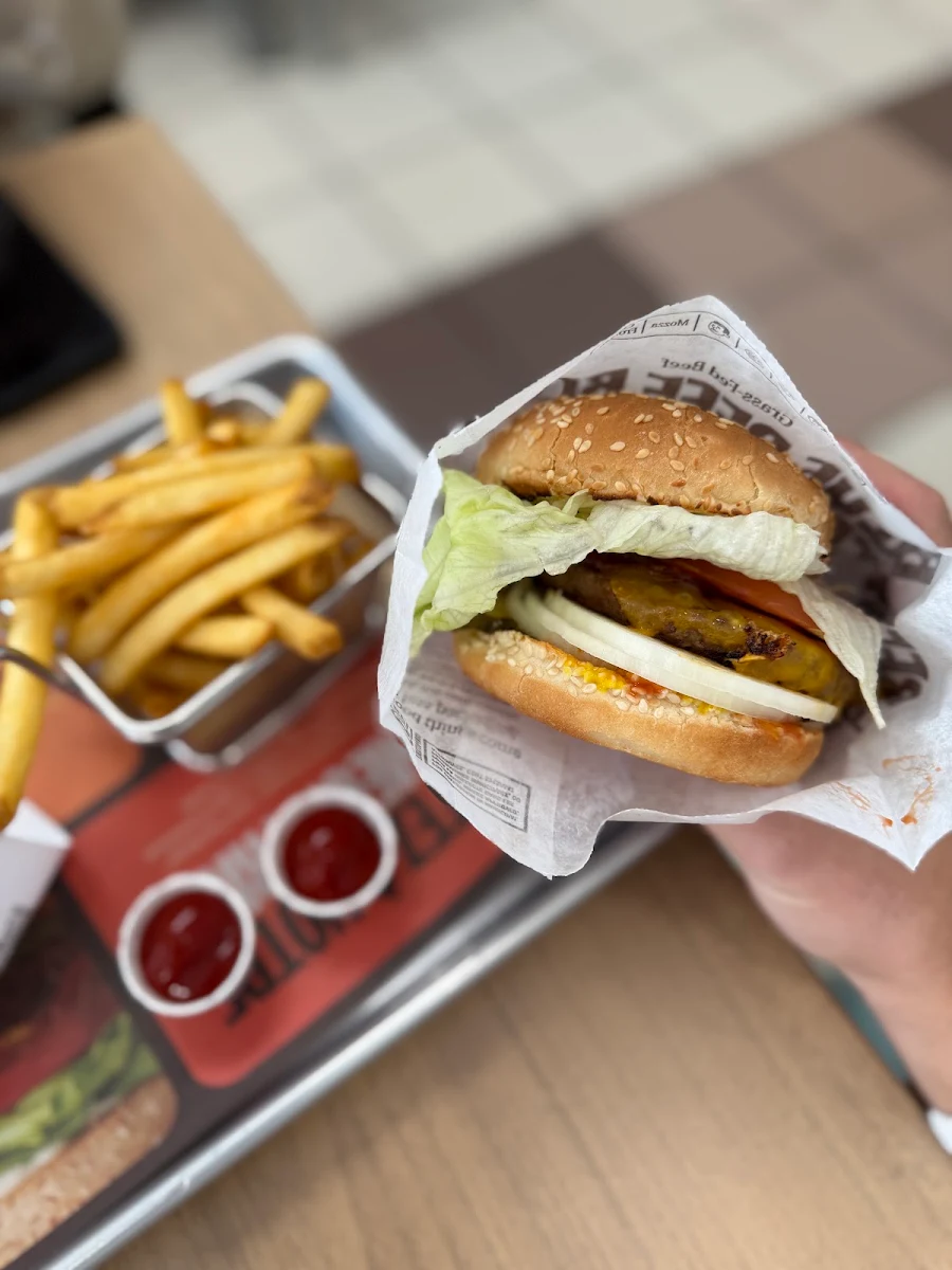 Food & drink, A&W Canada
