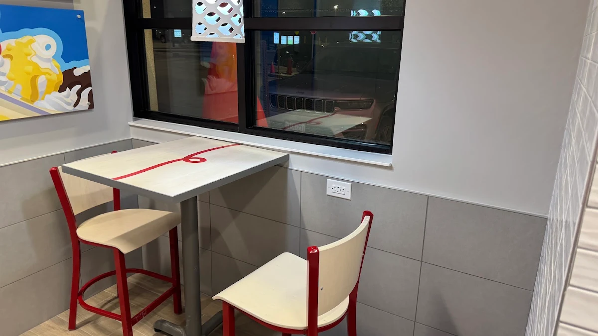 Vibe, Dairy Queen Grill & Chill
