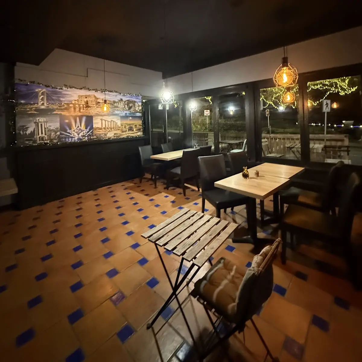 Vibe, Al Waly Restaurant