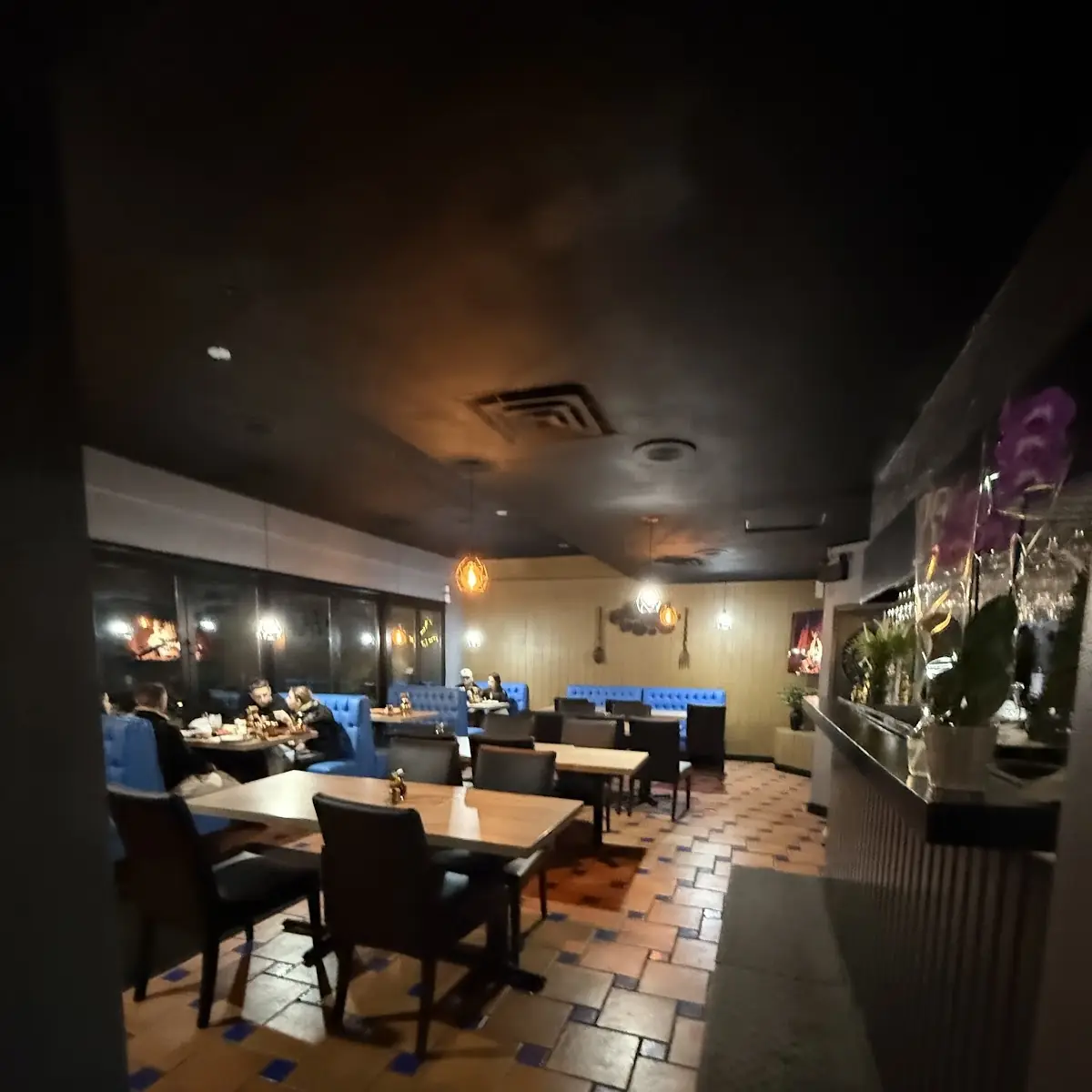 Vibe, Al Waly Restaurant