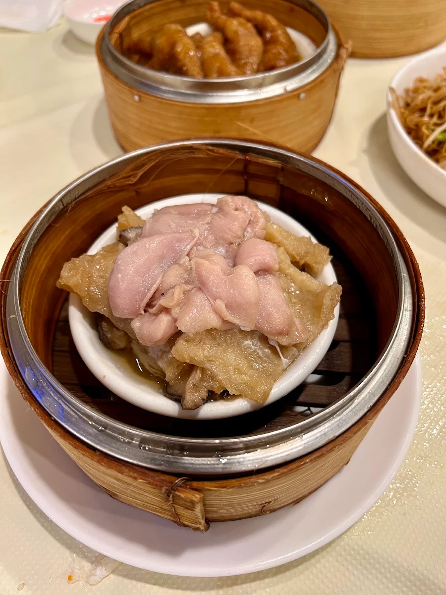 Food & drink, Golden Paramount Seafood Restaurant