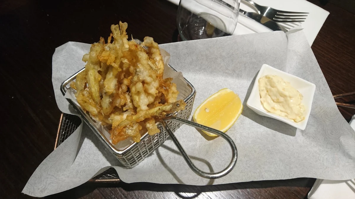 Food & drink, 33Grill - Bar & Dining