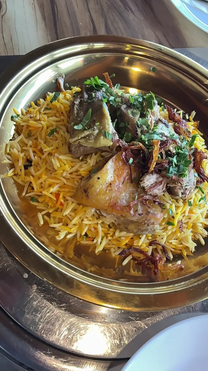 Food & drink, YEMENI PALACE RESTAURANT مطعم القصر اليمني
