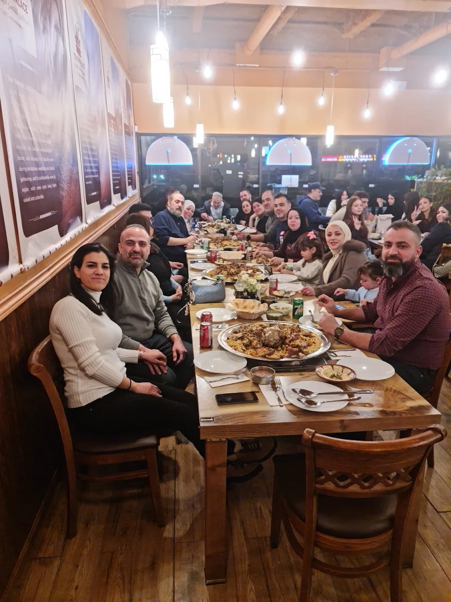 Vibe, YEMENI PALACE RESTAURANT مطعم القصر اليمني
