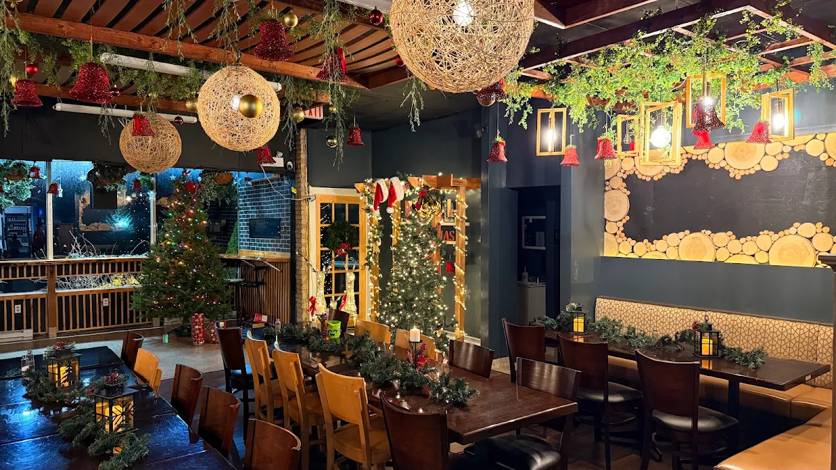 Vibe, Anthony's Pizza