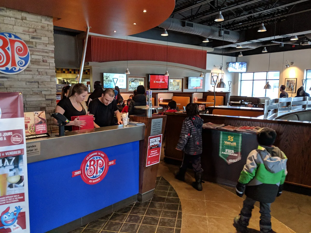 Vibe, Boston Pizza