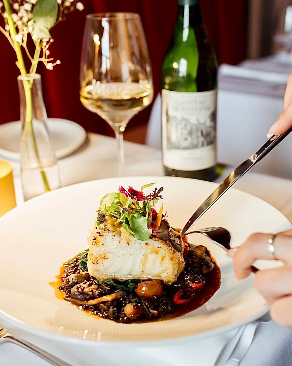 Food & drink, Mirela's Steakhouse and Cigar Lounge