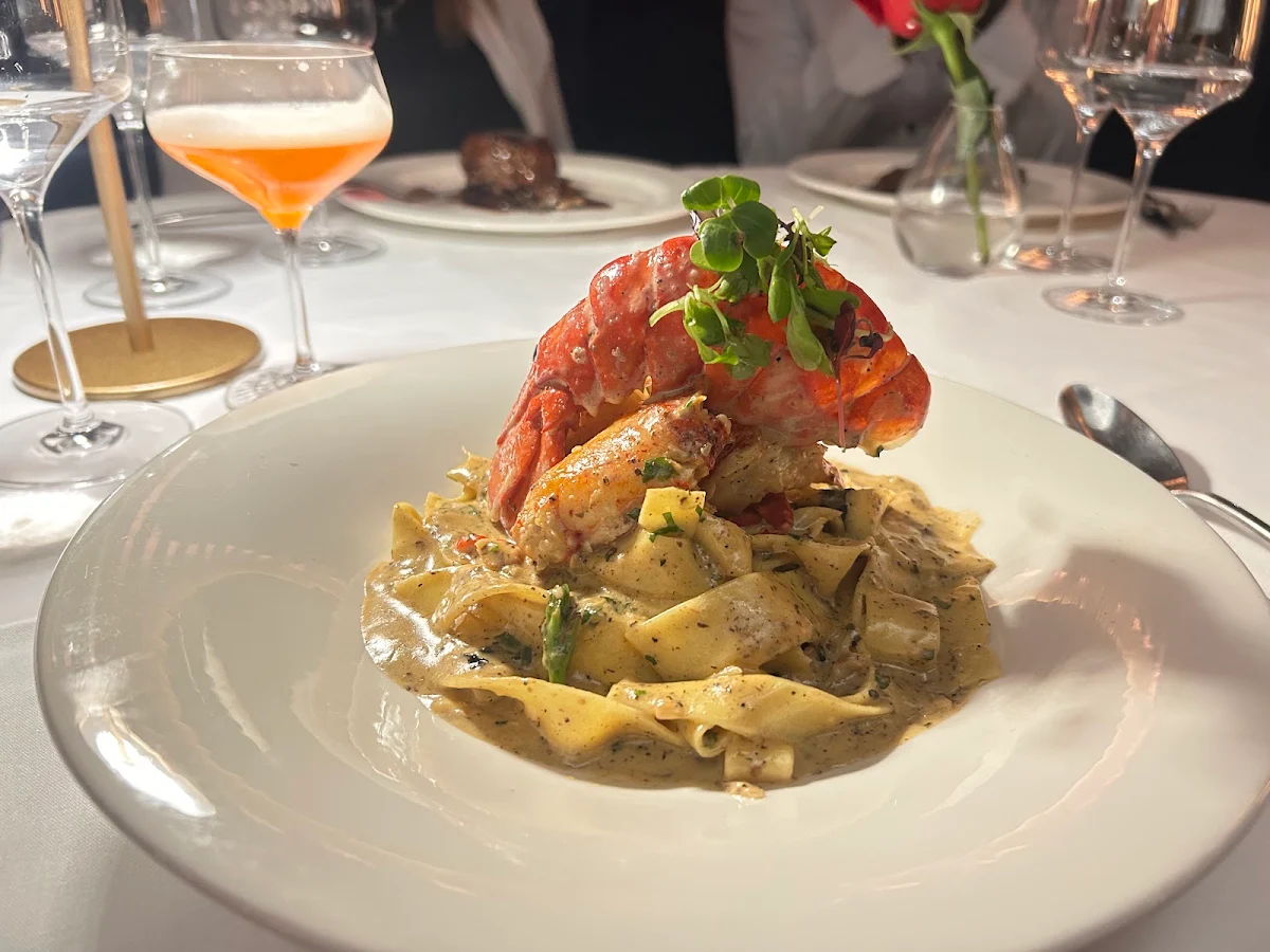Food & drink, Mirela's Steakhouse and Cigar Lounge