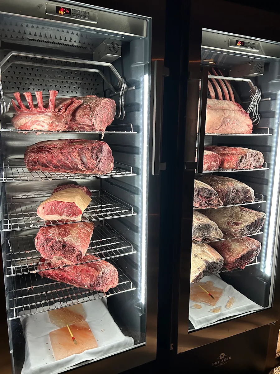 Vibe, Mirela's Steakhouse and Cigar Lounge