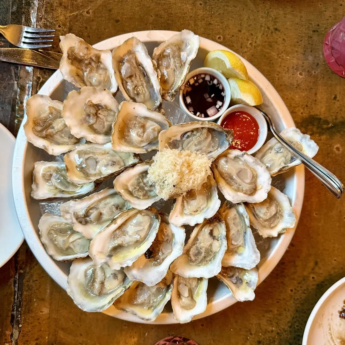 Food & drink, Gladstone Commons