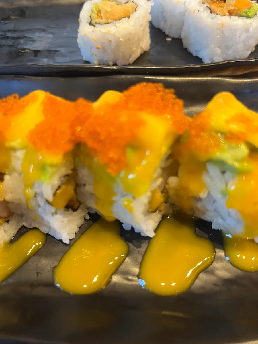 Food & drink, Kinjo Sushi & Grill Westhills