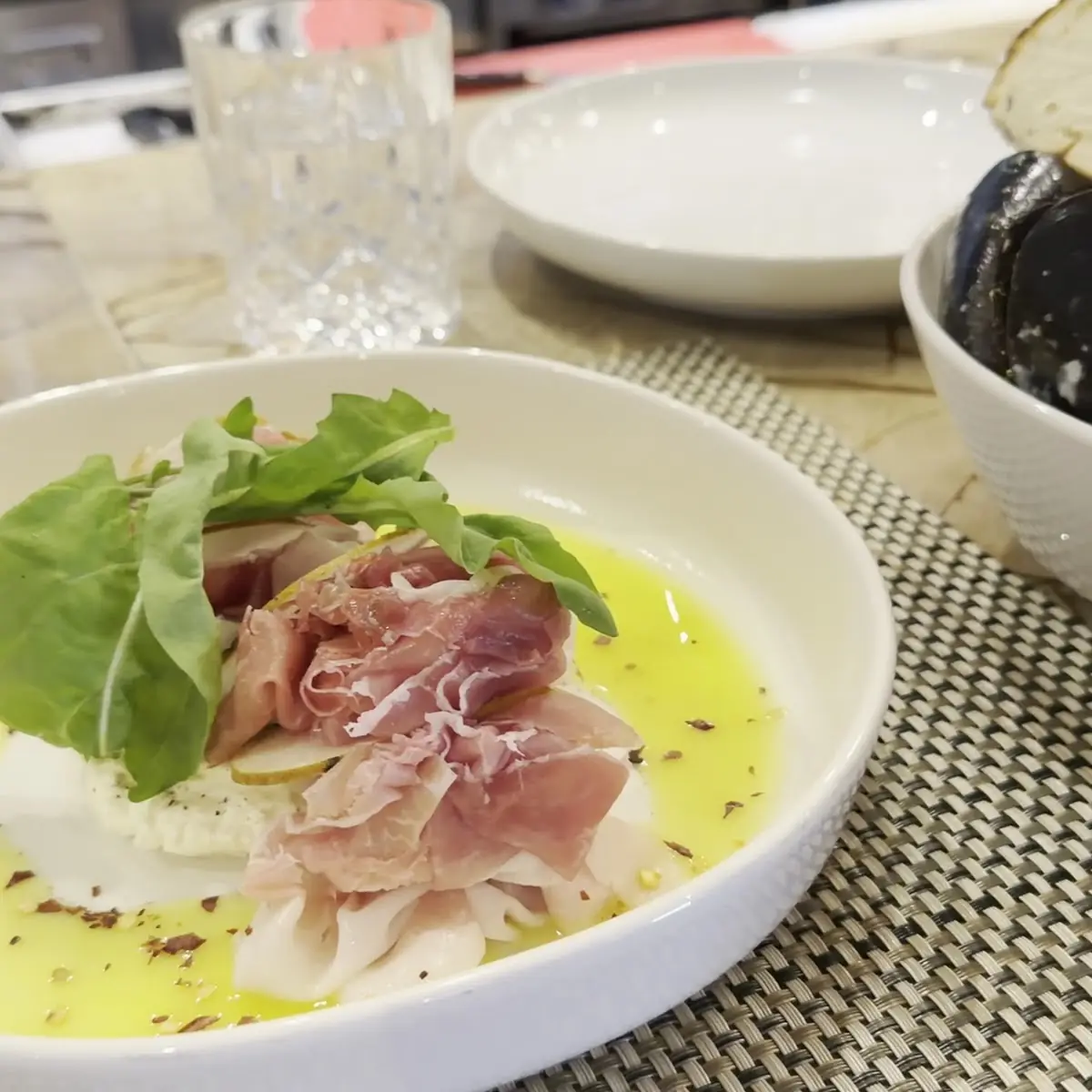 Food & drink, Treadwell Cuisine
