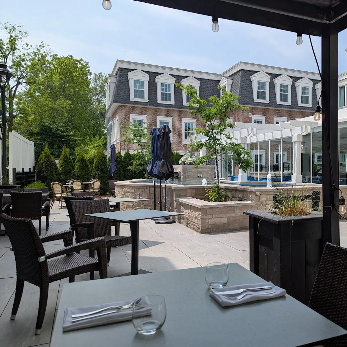 Vibe, Treadwell Cuisine