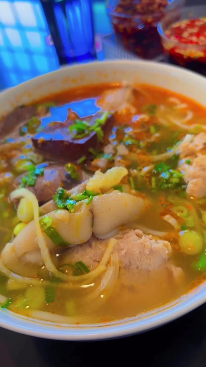 Food & drink, Pho V