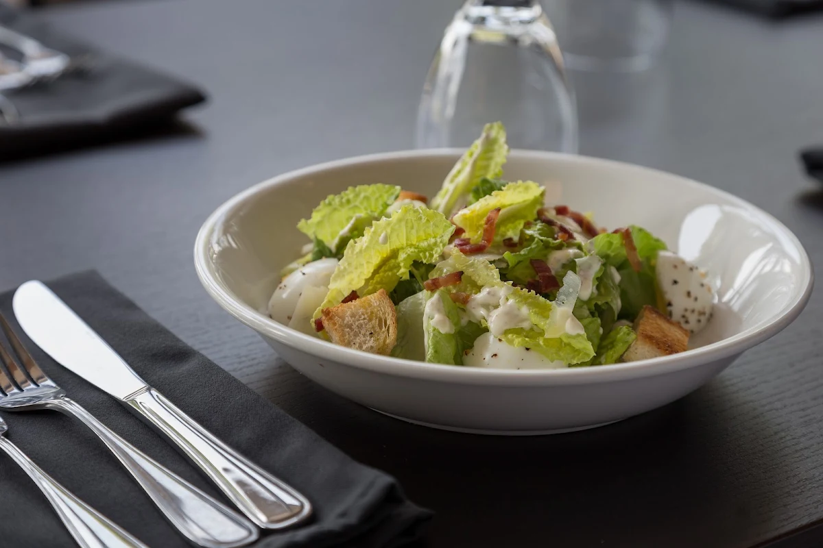 Food & drink, Nineteen Restaurant & Patio