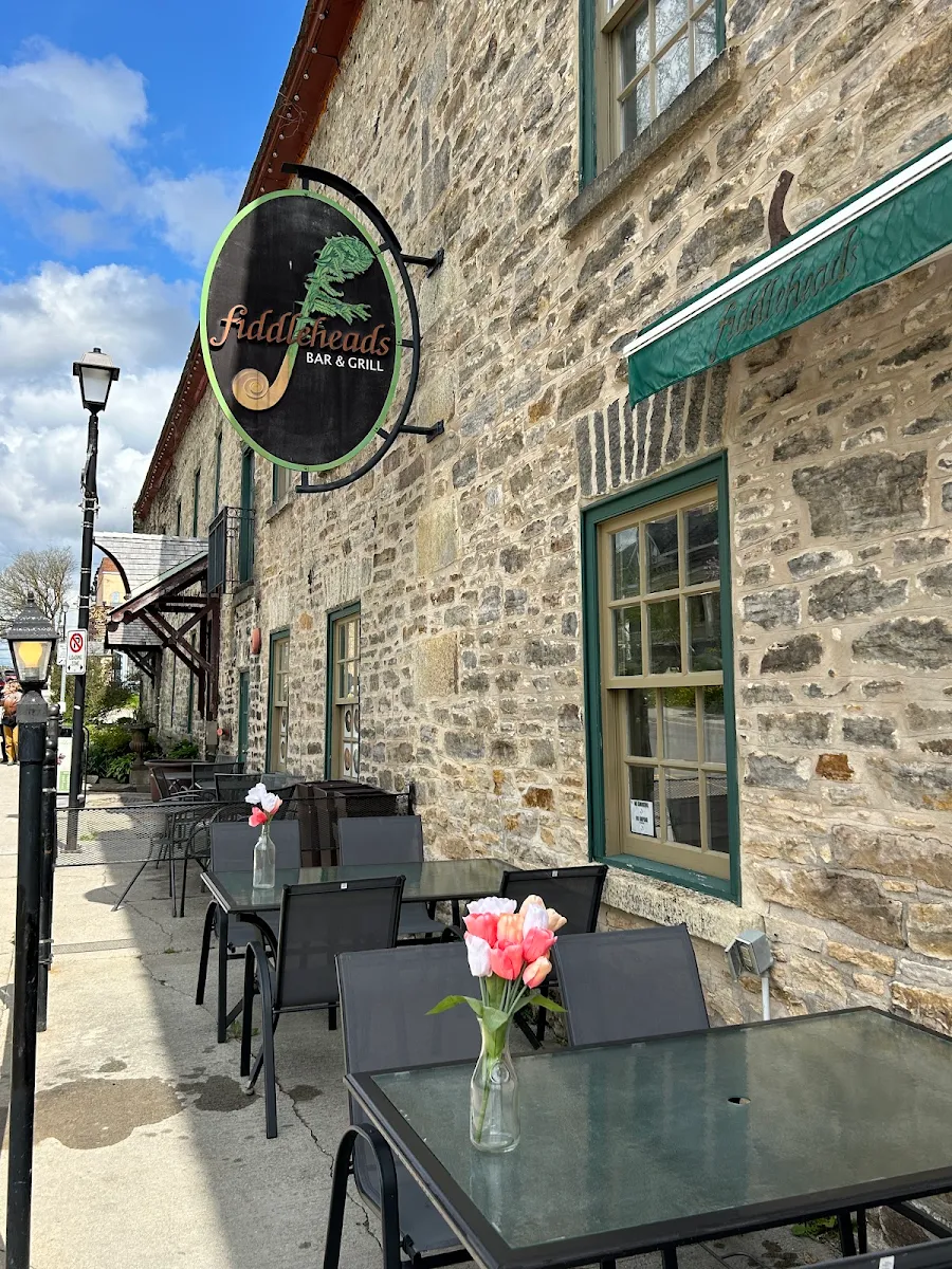Vibe, Fiddleheads Bar and Grill