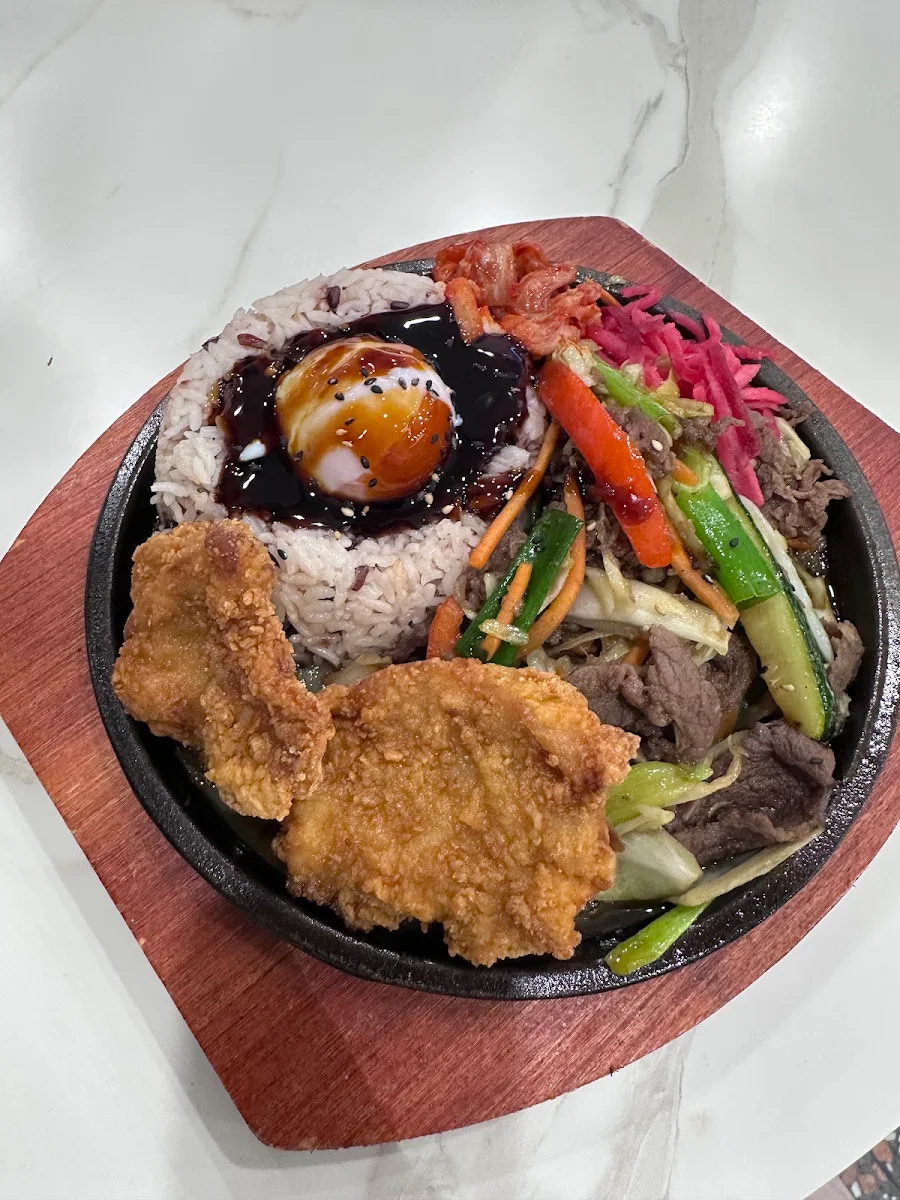 Food & drink, Seoul Kitchen Fountain Gate