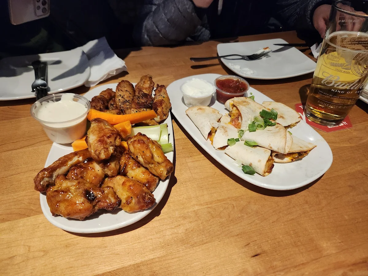 Food & drink, Boston Pizza