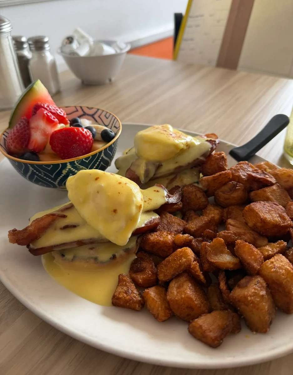 Food & drink, Le wake n bacon