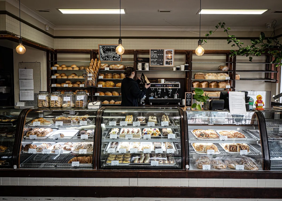 Vibe, Bakery 37