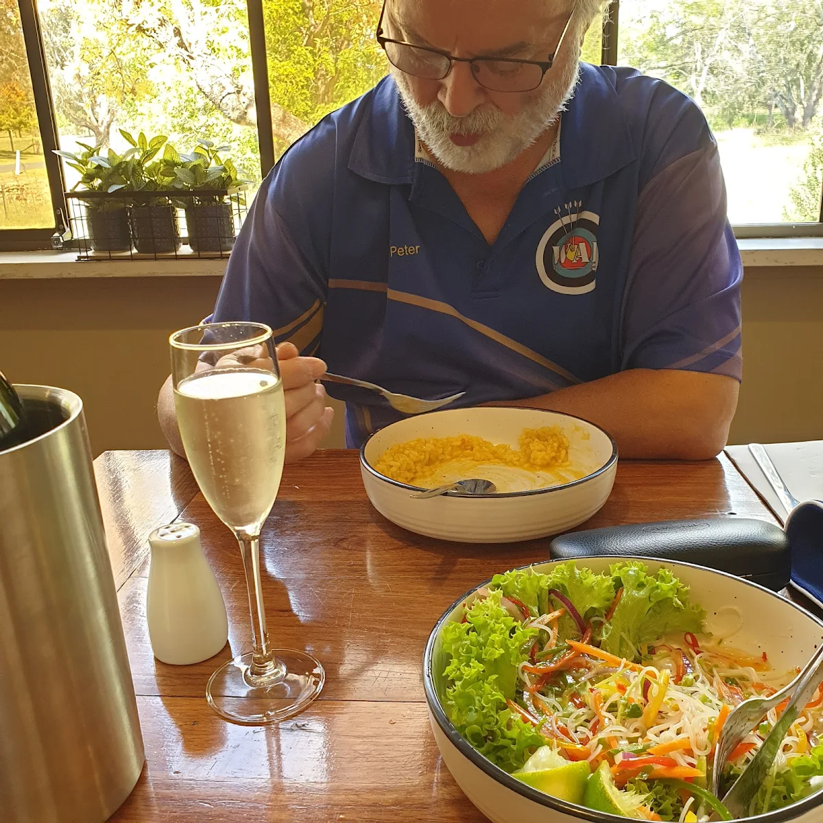Food & drink, Whorouly Hotel